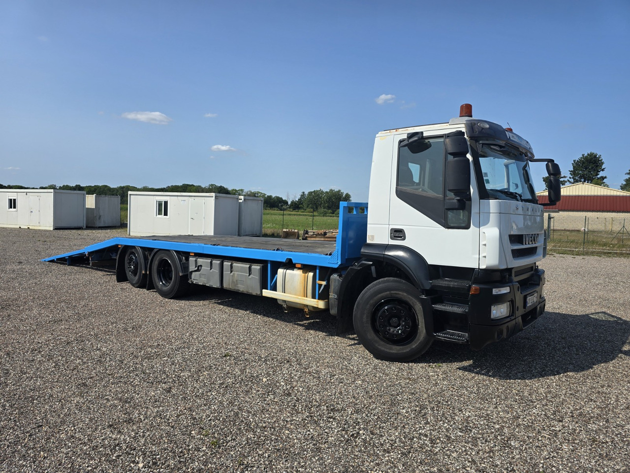 IVECO 260S33 - Přepravník automobilů: obrázek 4 IVECO 260S33 - Přepravník automobilů: obrázek 4