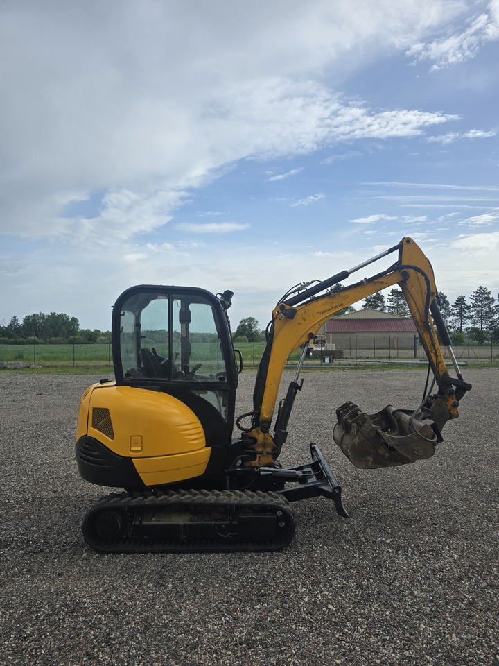 JCB 8026 CTS - Mini rýpadlo: obrázek 2 JCB 8026 CTS - Mini rýpadlo: obrázek 2