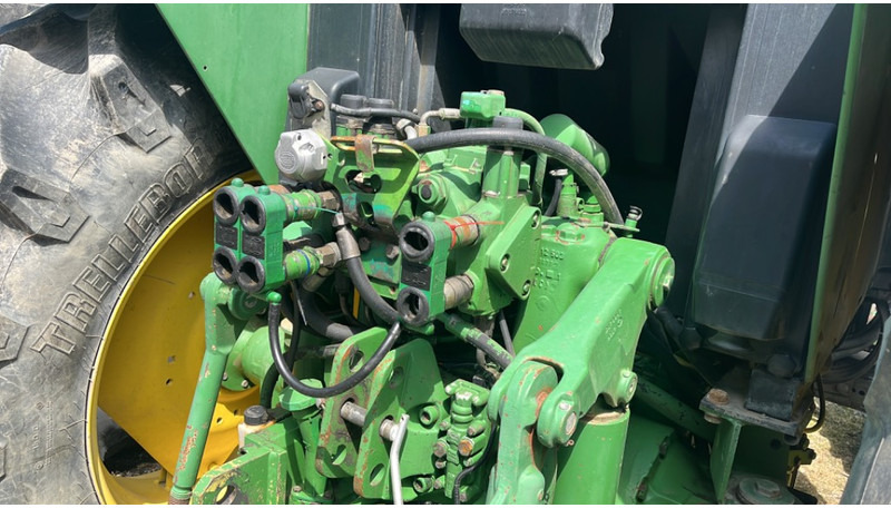 John Deere 6600 - Traktor: obrázek 4 John Deere 6600 - Traktor: obrázek 4