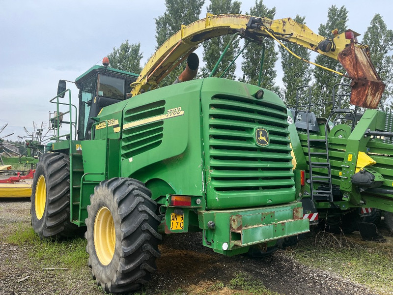 John Deere 7700 - Sklízecí řezačka: obrázek 3 John Deere 7700 - Sklízecí řezačka: obrázek 3