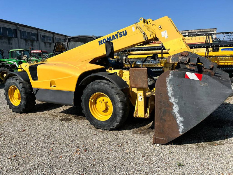 Komatsu WH 713 - Teleskopický manipulátor: obrázek 1 Komatsu WH 713 - Teleskopický manipulátor: obrázek 1