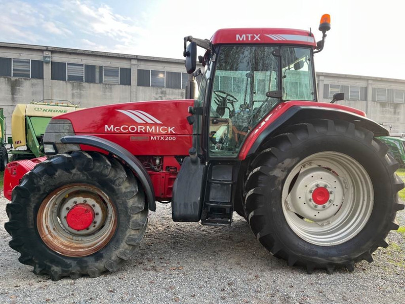 MCCORMICK MTX 200 - Traktor: obrázek 4 MCCORMICK MTX 200 - Traktor: obrázek 4