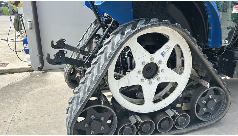 New Holland T 5.105 Smart Trax - Traktor: obrázek 3 New Holland T 5.105 Smart Trax - Traktor: obrázek 3