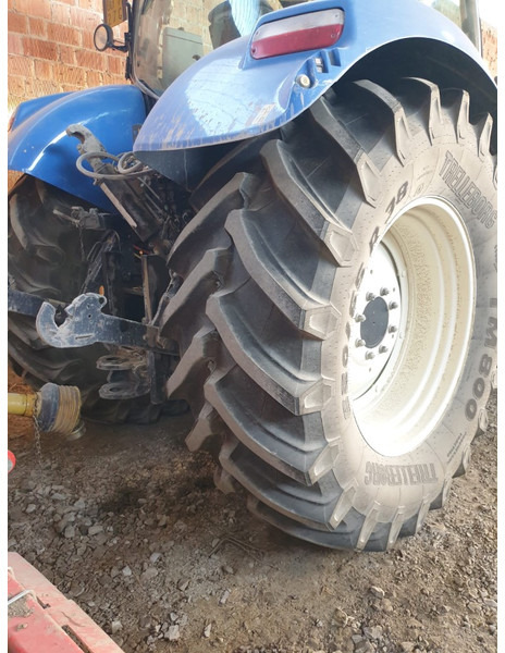 New Holland T 6.175 - Traktor: obrázek 2 New Holland T 6.175 - Traktor: obrázek 2