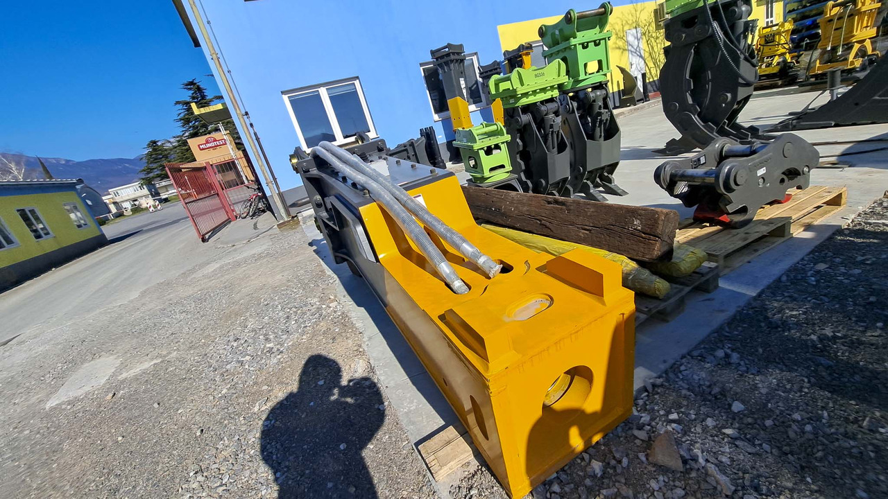 BAT 700 for 50-60 ton excavators - Hydraulické kladivo pro Rýpadlo: obrázek 3 BAT 700 for 50-60 ton excavators - Hydraulické kladivo pro Rýpadlo: obrázek 3