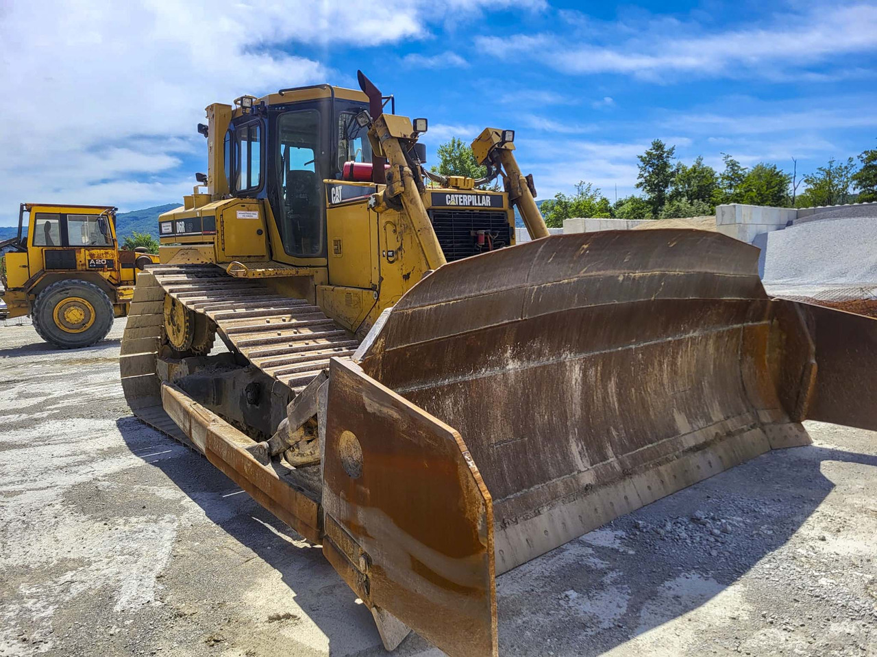 Buldozer Caterpillar D6R: obrázek 11