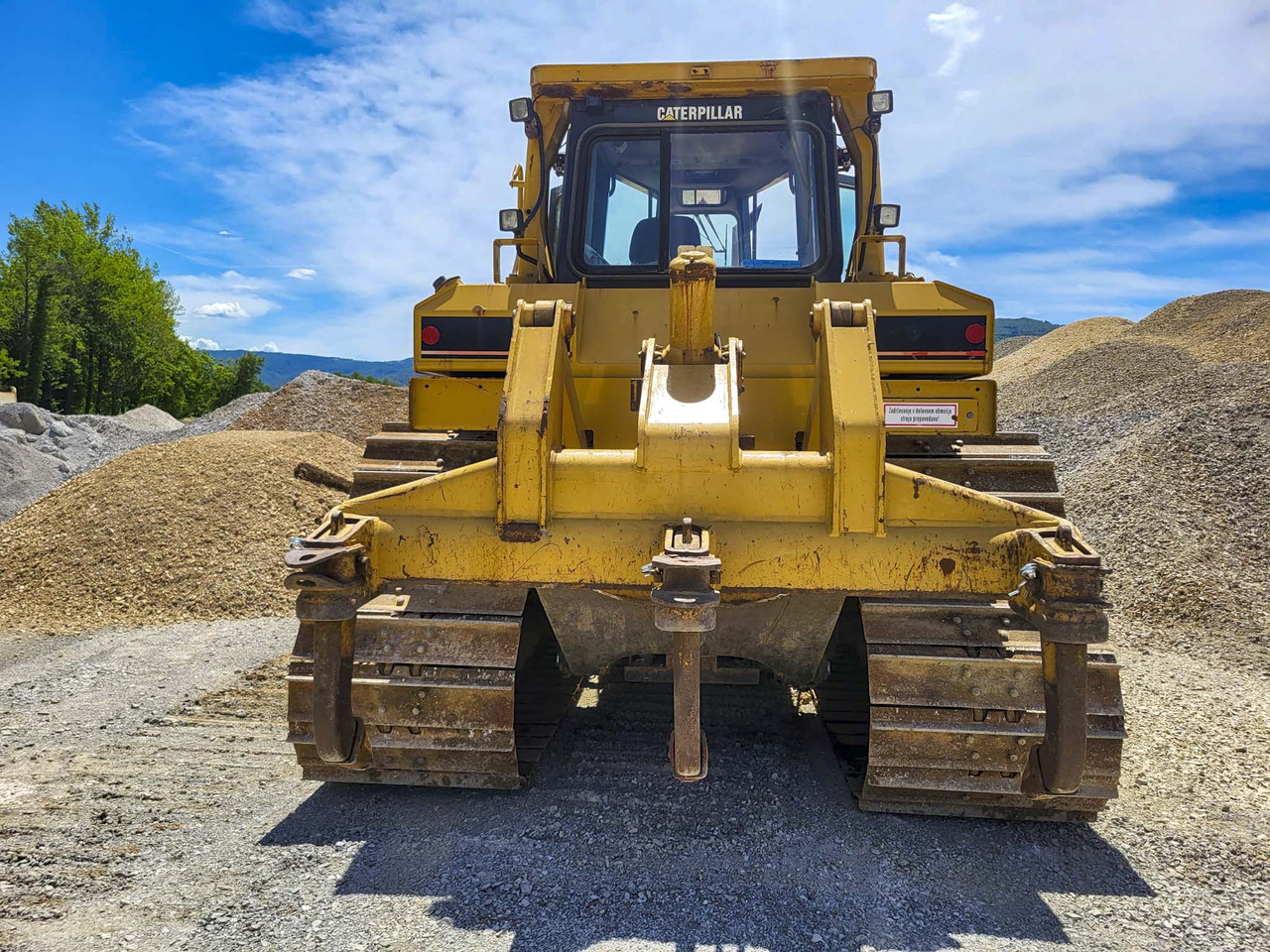 Buldozer Caterpillar D6R: obrázek 8
