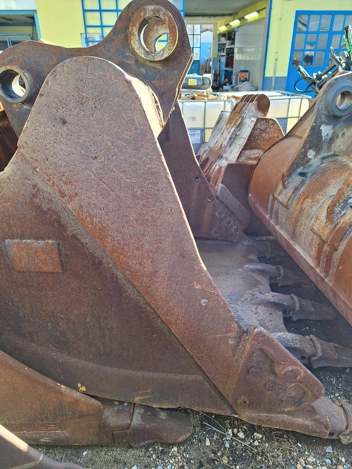 Digging bucket 1700 mm - Lžíce na bagr: obrázek 2 Digging bucket 1700 mm - Lžíce na bagr: obrázek 2