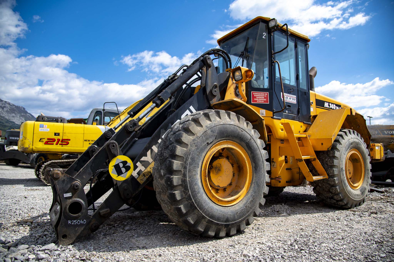 HYUNDAI HL740TM-7 for parts - Kolový nakladač: obrázek 1 HYUNDAI HL740TM-7 for parts - Kolový nakladač: obrázek 1