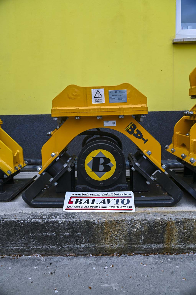 Plate compactor VIBROBAT 04 - Příslušenství pro Rýpadlo: obrázek 2 Plate compactor VIBROBAT 04 - Příslušenství pro Rýpadlo: obrázek 2