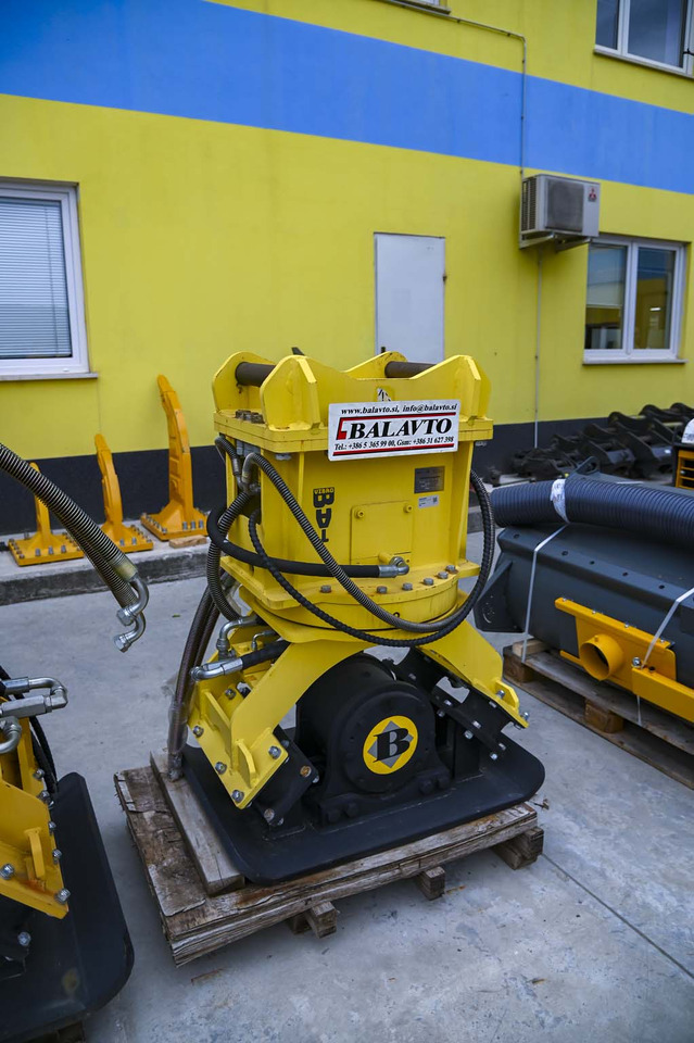 Plate compactor VIBROBAT 06 with rotator - Příslušenství pro Rýpadlo: obrázek 3 Plate compactor VIBROBAT 06 with rotator - Příslušenství pro Rýpadlo: obrázek 3