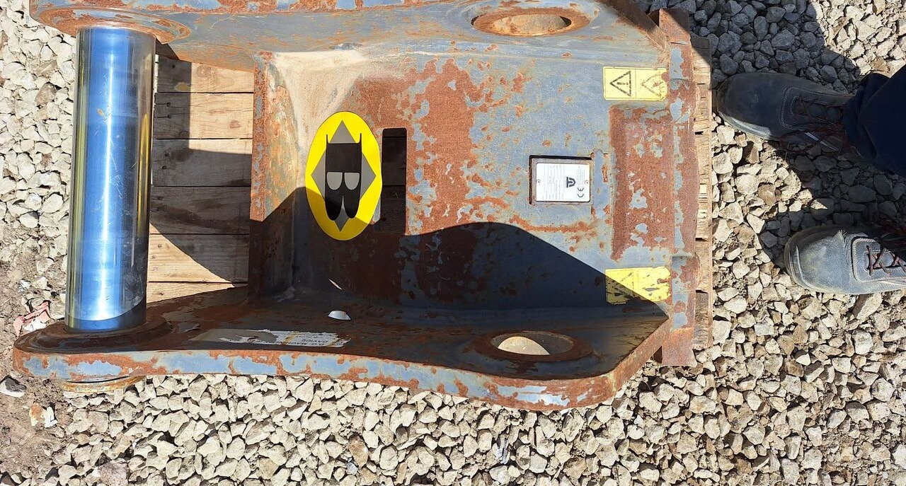 Trevi Benne hydraulic ARI Verachtert Volvo EC220E - Rychloupínací pro Rýpadlo: obrázek 3 Trevi Benne hydraulic ARI Verachtert Volvo EC220E - Rychloupínací pro Rýpadlo: obrázek 3