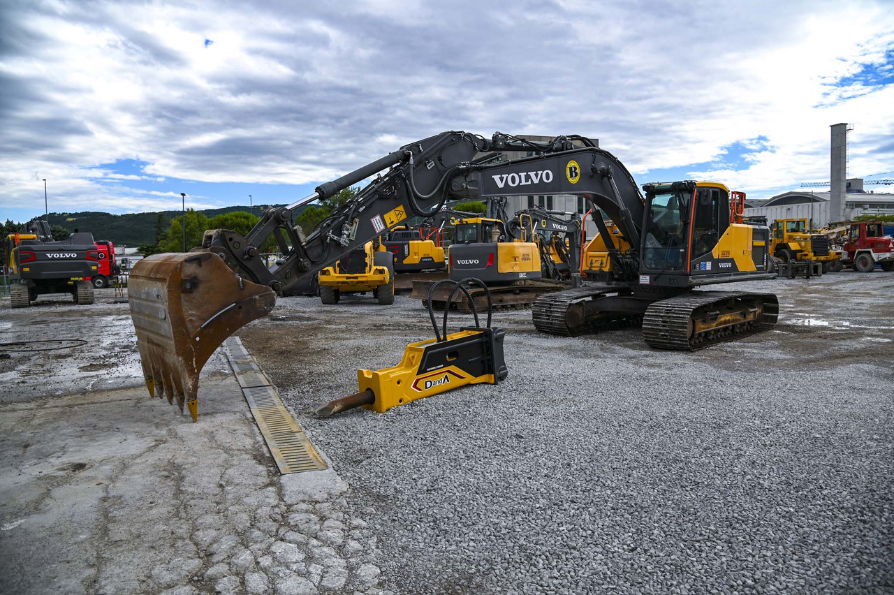 VOLVO EC220EL - Pásové rýpadlo: obrázek 2 VOLVO EC220EL - Pásové rýpadlo: obrázek 2
