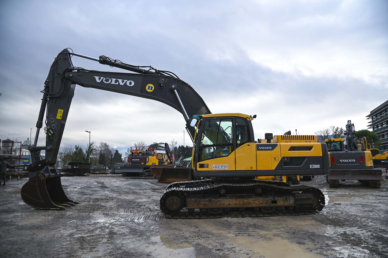 VOLVO EC300DNL - Pásové rýpadlo: obrázek 2 VOLVO EC300DNL - Pásové rýpadlo: obrázek 2