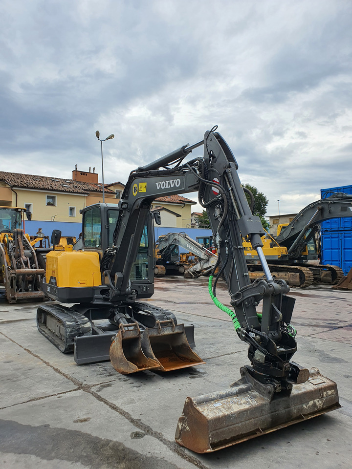 VOLVO EC60E - Mini rýpadlo: obrázek 5 VOLVO EC60E - Mini rýpadlo: obrázek 5