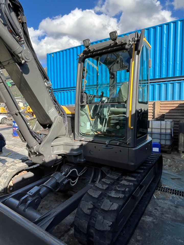 VOLVO ECR88D - Mini rýpadlo: obrázek 3 VOLVO ECR88D - Mini rýpadlo: obrázek 3