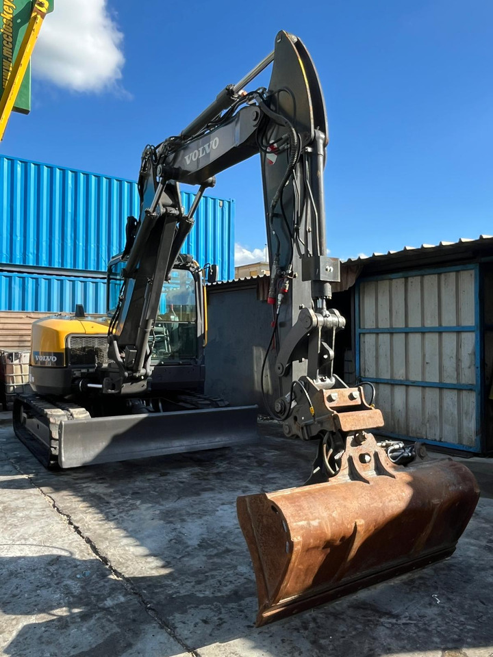 VOLVO ECR88D - Mini rýpadlo: obrázek 2 VOLVO ECR88D - Mini rýpadlo: obrázek 2