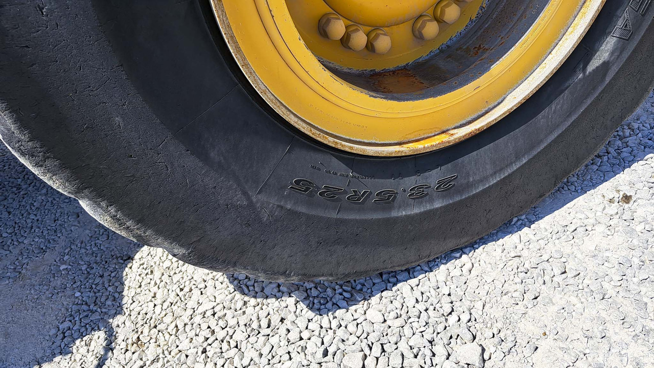 Kolový nakladač VOLVO L120H: obrázek 20