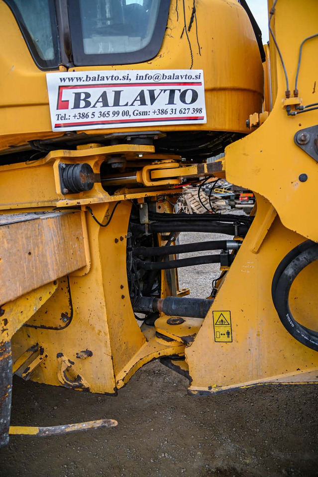 Kolový nakladač VOLVO L180G: obrázek 38 Kolový nakladač VOLVO L180G: obrázek 38