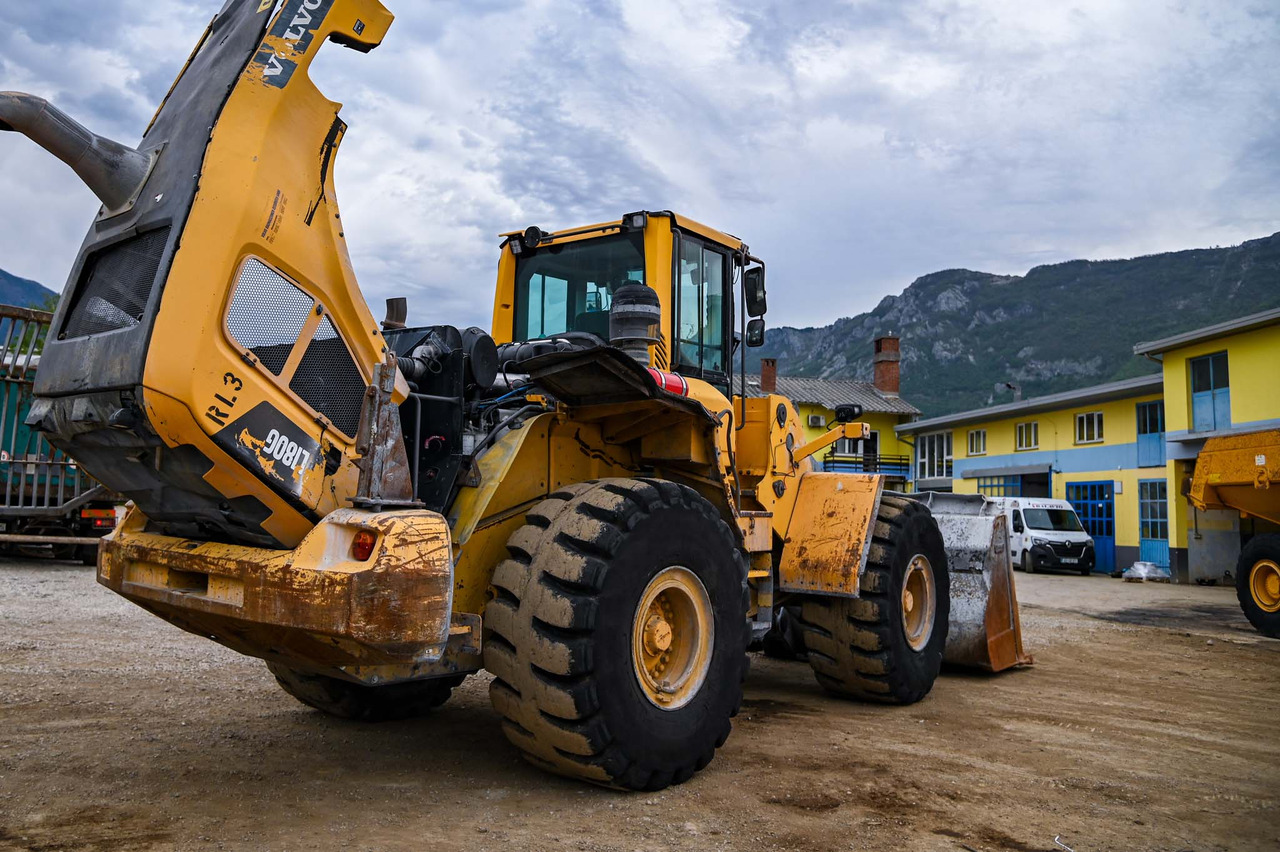 Kolový nakladač VOLVO L180G: obrázek 44 Kolový nakladač VOLVO L180G: obrázek 44