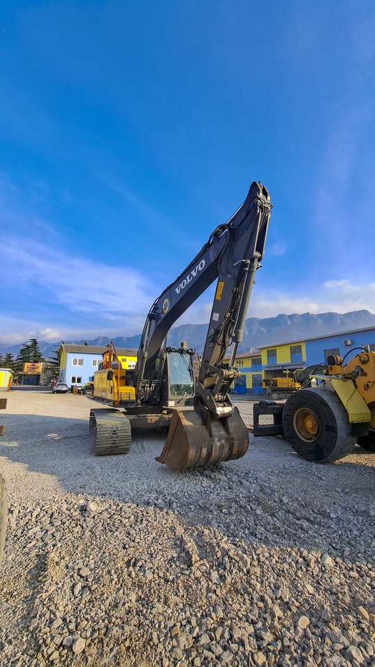 Volvo EC220EL - Pásové rýpadlo: obrázek 4 Volvo EC220EL - Pásové rýpadlo: obrázek 4