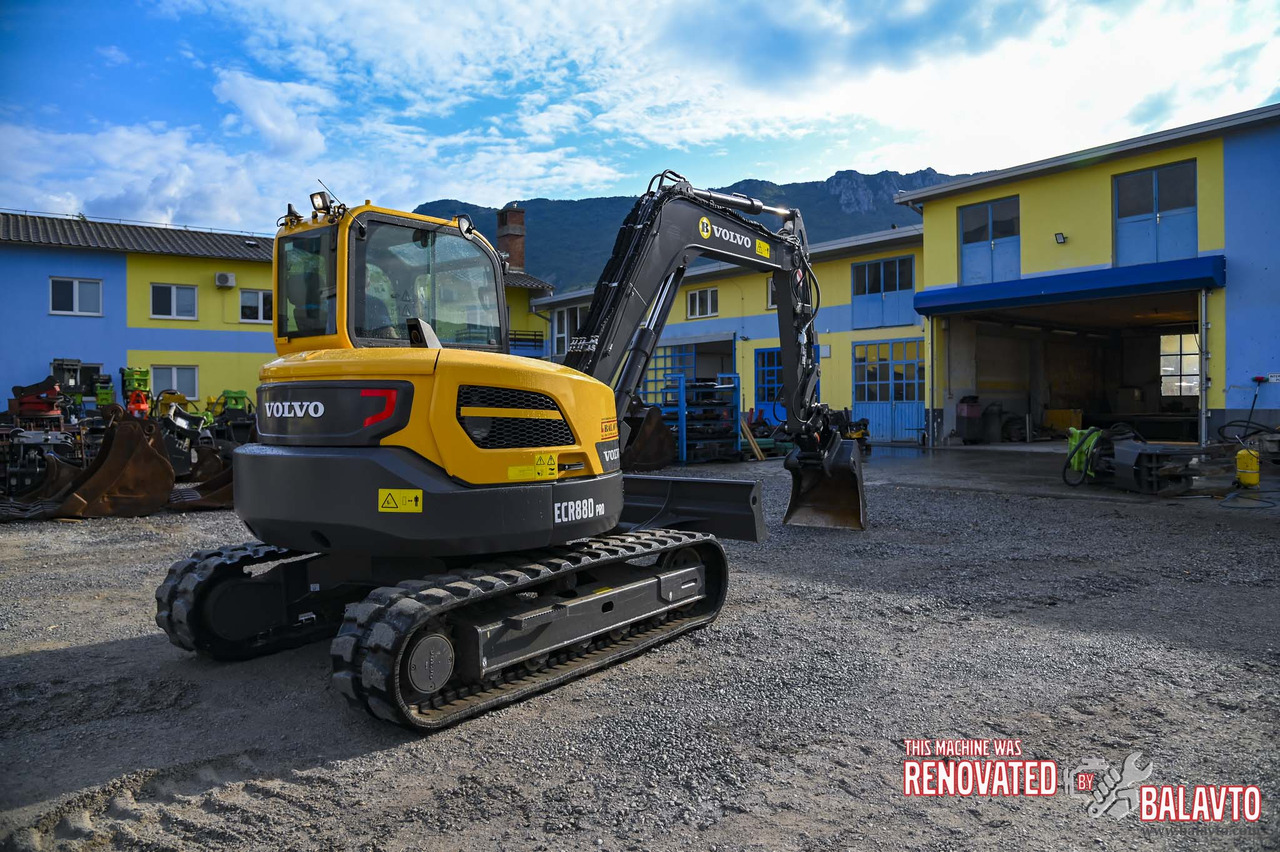 Mini rýpadlo Volvo ECR88D: obrázek 33