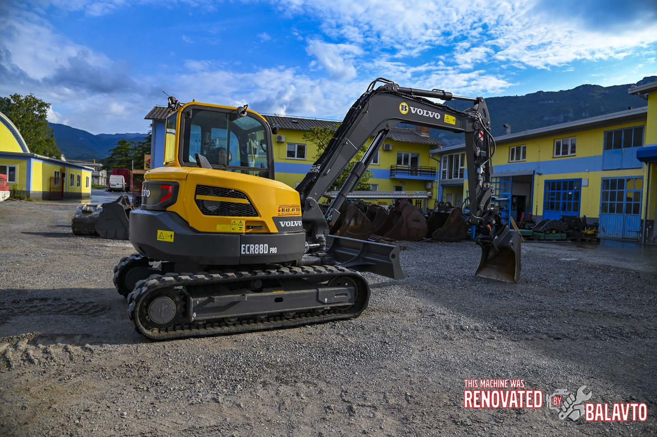 Mini rýpadlo Volvo ECR88D: obrázek 34