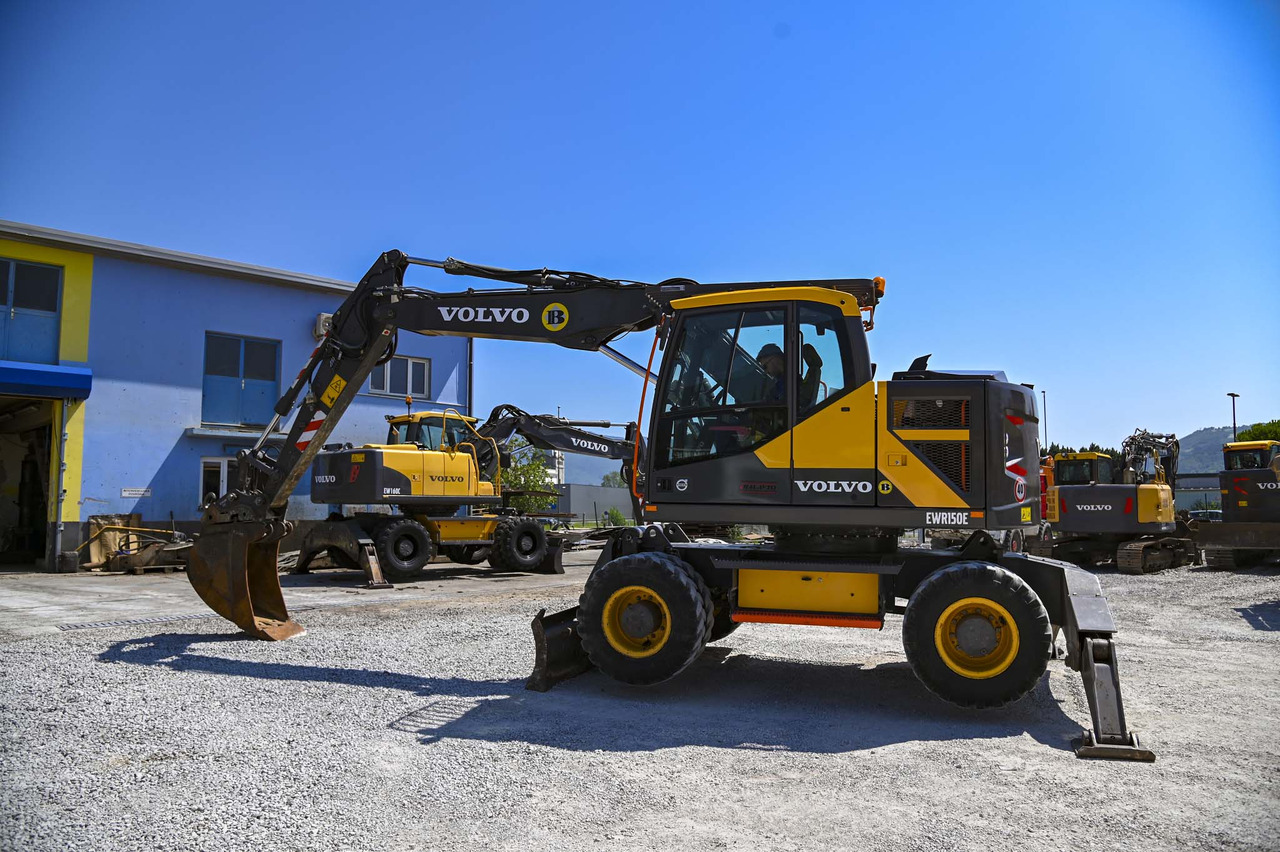 Volvo EWR150E - Kolesové rýpadlo: obrázek 3 Volvo EWR150E - Kolesové rýpadlo: obrázek 3