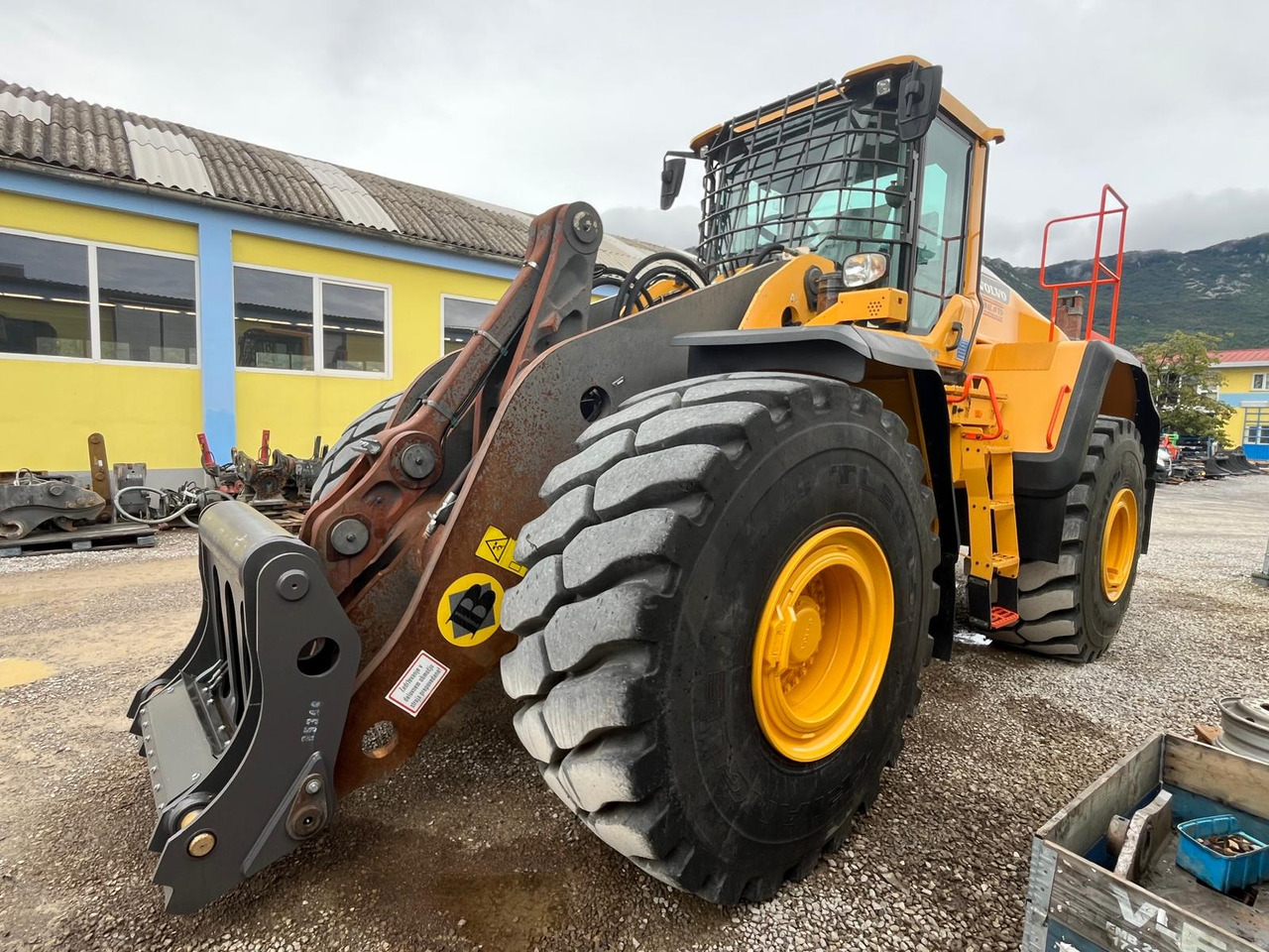 Volvo L220H - Kolový nakladač: obrázek 3 Volvo L220H - Kolový nakladač: obrázek 3