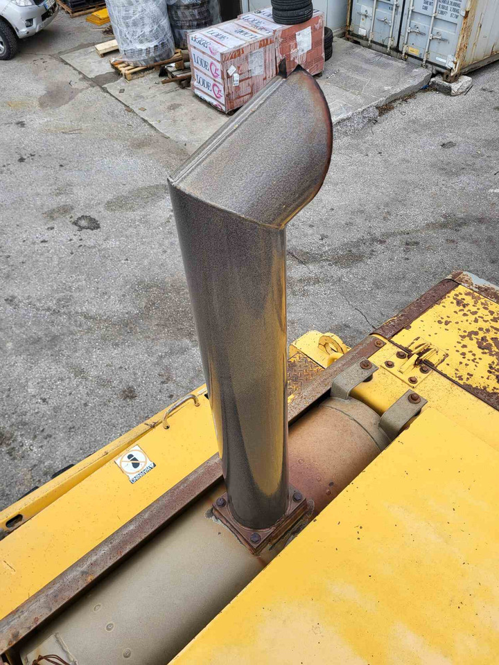 Volvo exhaust pipe - Výfukové potrubí pro Nakladač: obrázek 3 Volvo exhaust pipe - Výfukové potrubí pro Nakladač: obrázek 3