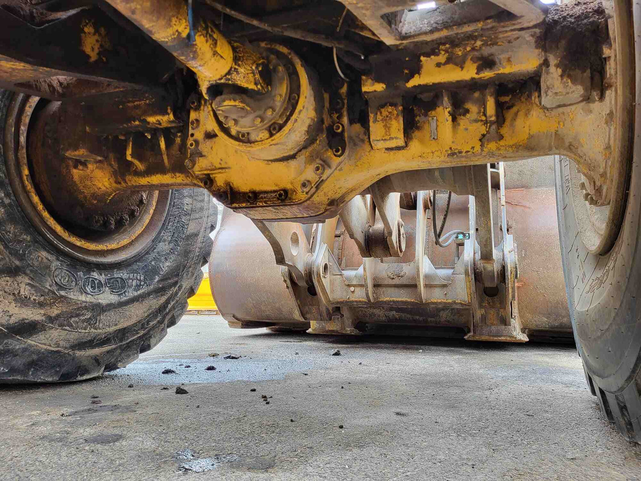 Volvo front axle - Přední náprava pro Nakladač: obrázek 2 Volvo front axle - Přední náprava pro Nakladač: obrázek 2