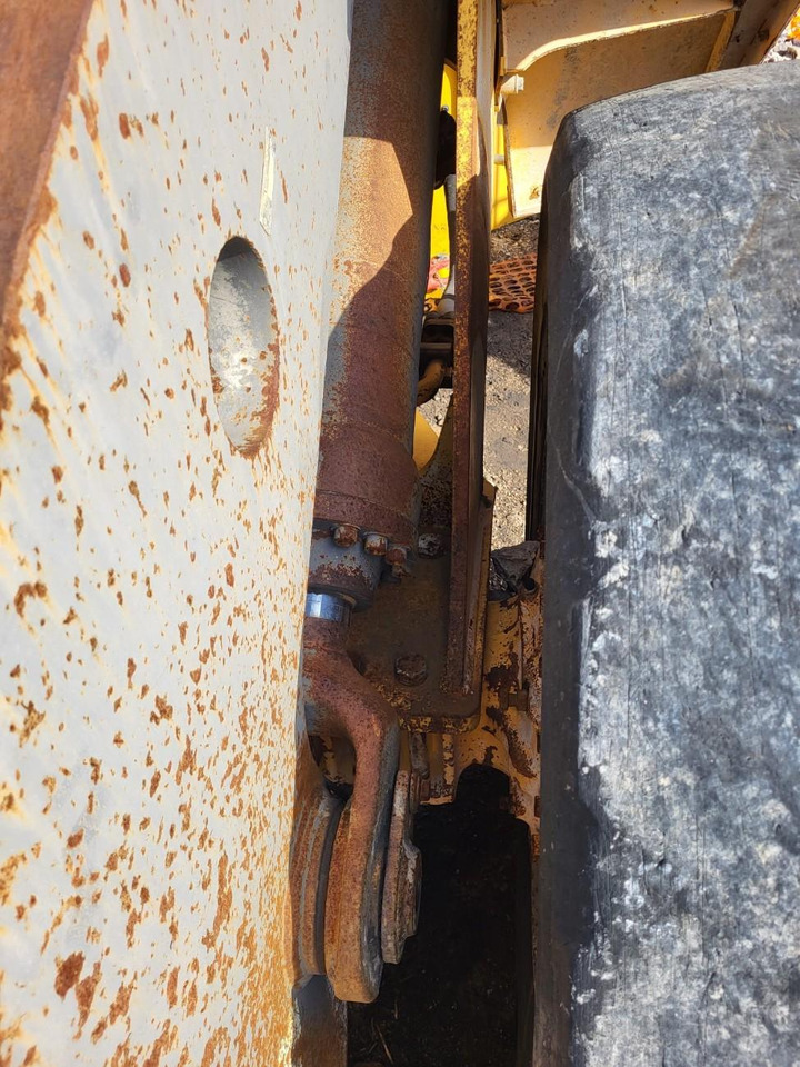 Volvo lifting hydraulic cylinder - Hydraulický válec pro Kolový nakladač: obrázek 2 Volvo lifting hydraulic cylinder - Hydraulický válec pro Kolový nakladač: obrázek 2