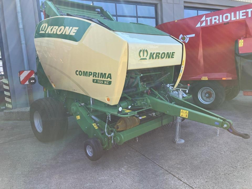 Krone Comprima F 155 XC Rundballenpresse Lagermaschine - Lis na válcové balíky: obrázek 4 Krone Comprima F 155 XC Rundballenpresse Lagermaschine - Lis na válcové balíky: obrázek 4