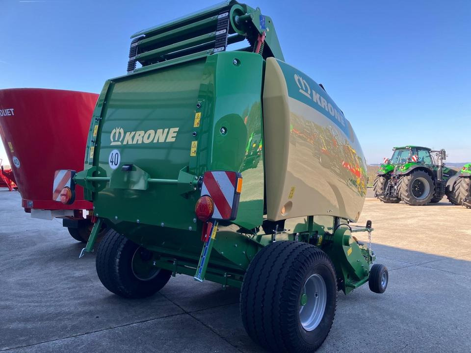 Krone Comprima F 155 XC Rundballenpresse Lagermaschine - Lis na válcové balíky: obrázek 2 Krone Comprima F 155 XC Rundballenpresse Lagermaschine - Lis na válcové balíky: obrázek 2