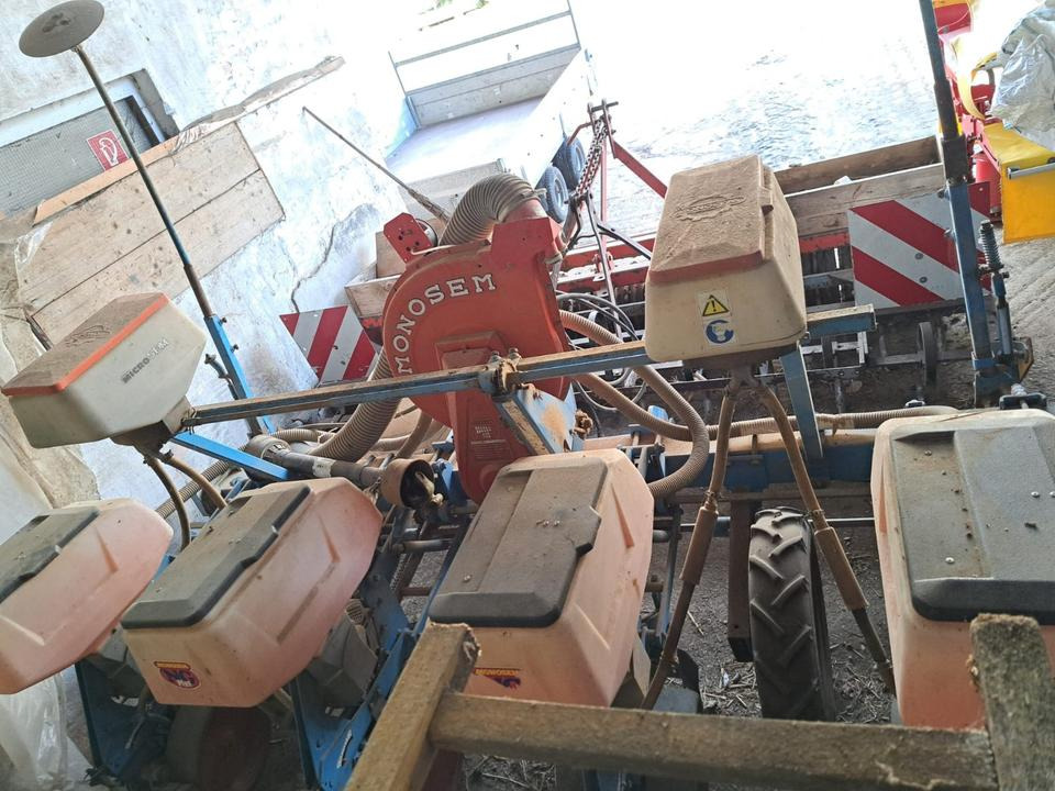 Monosem Pneumatisches Maissägerät 4-Reihig - Přesný secí stroj: obrázek 4 Monosem Pneumatisches Maissägerät 4-Reihig - Přesný secí stroj: obrázek 4