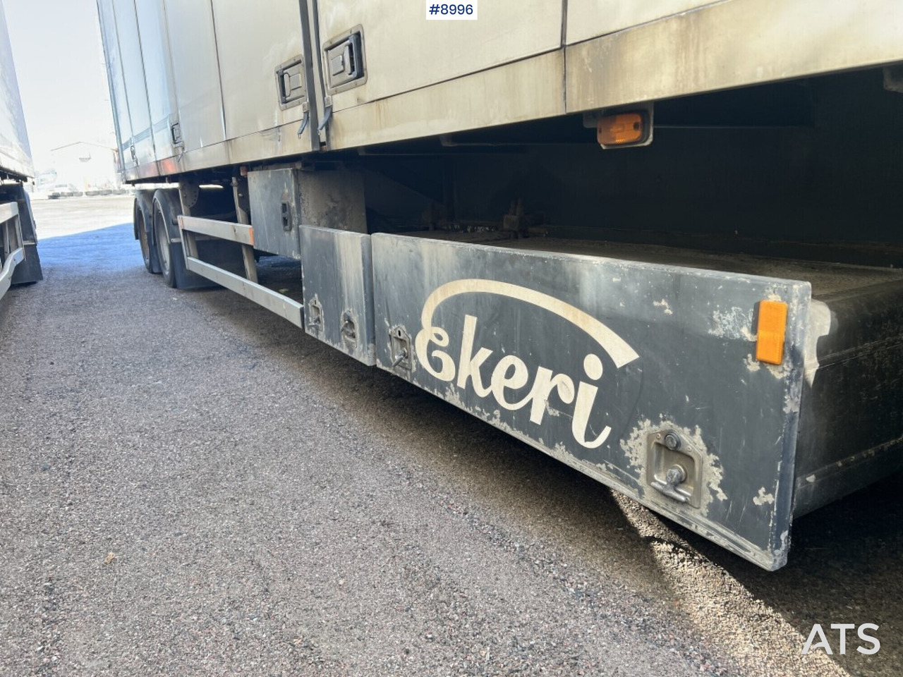 Box trailer EKERI L/L-4 - Skříňový přívěs: obrázek 3 Box trailer EKERI L/L-4 - Skříňový přívěs: obrázek 3