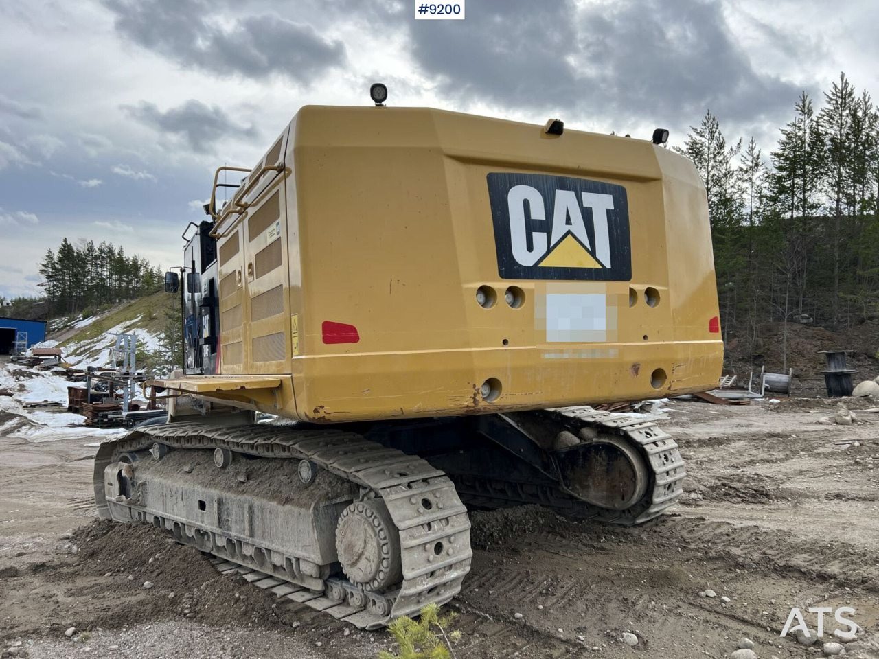 CAT 374 FL crawler excavator with bucket (VIDEO) - Rýpadlo: obrázek 4 CAT 374 FL crawler excavator with bucket (VIDEO) - Rýpadlo: obrázek 4