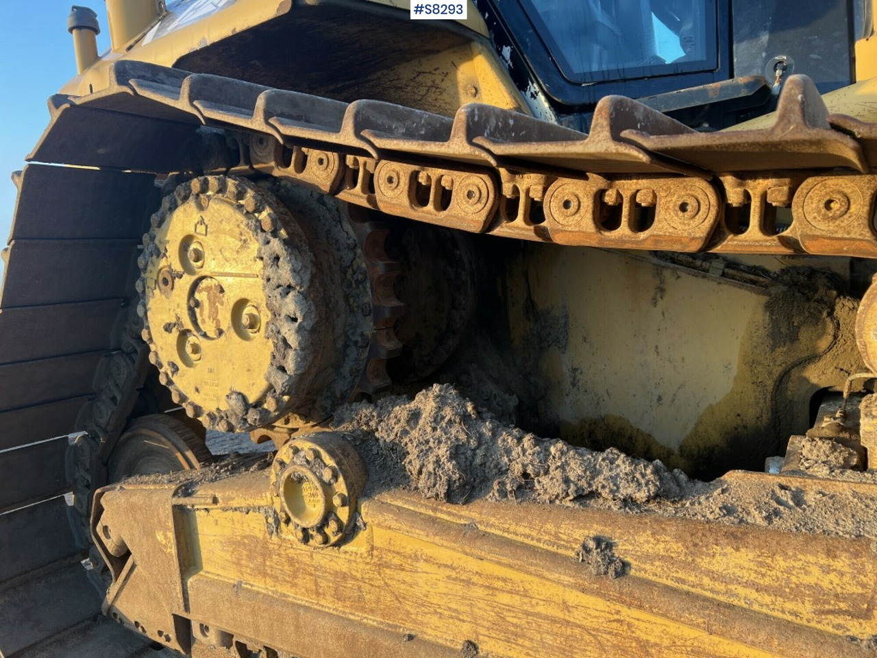 CAT CRAWLER DOZER D6N LGP with Icon gps80 Leica digging system (SEE VIDEO) - Buldozer: obrázek 5 CAT CRAWLER DOZER D6N LGP with Icon gps80 Leica digging system (SEE VIDEO) - Buldozer: obrázek 5