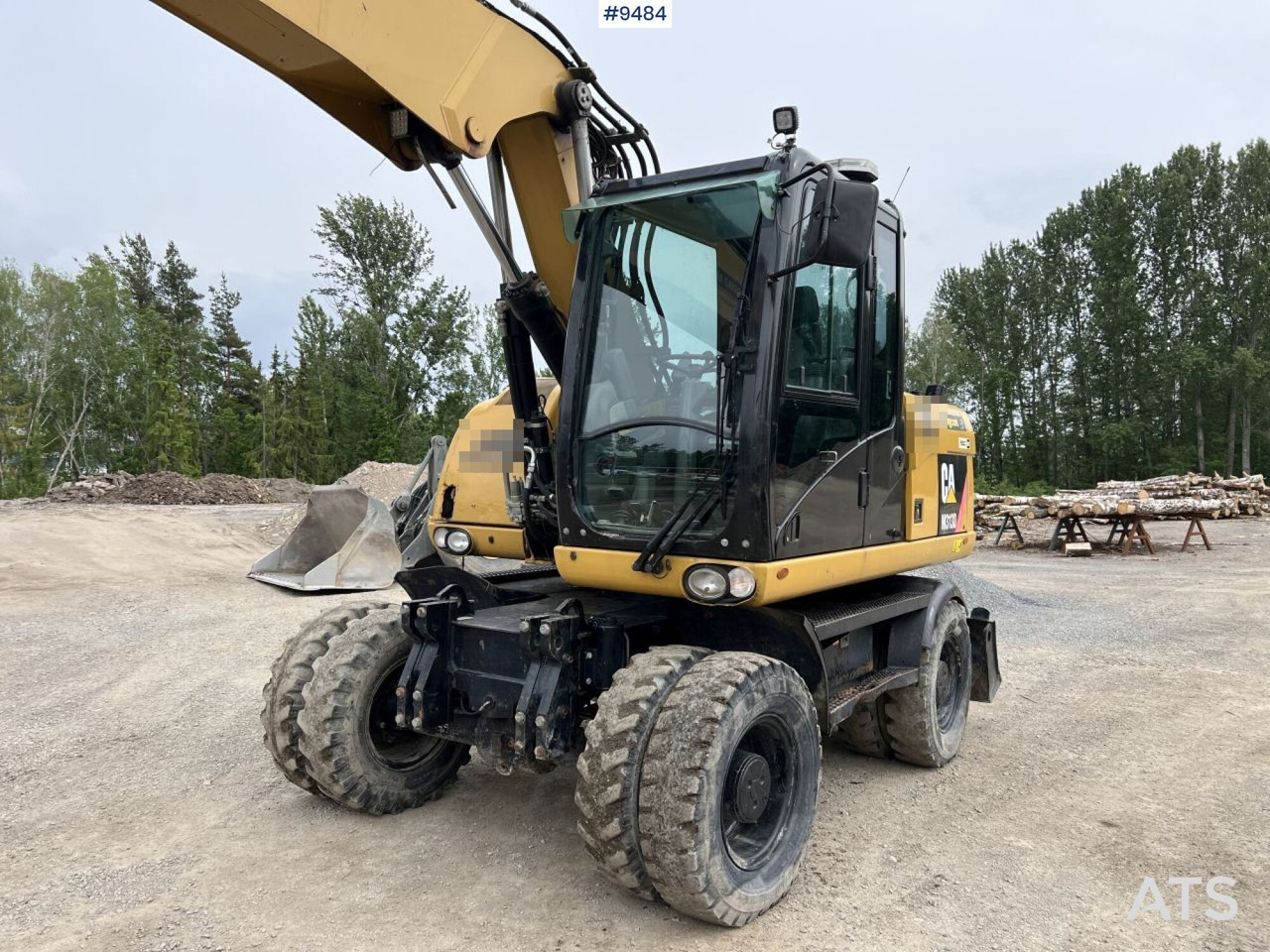 CAT M313D with tipping wagon and attachments (VIDEO) - Kolesové rýpadlo: obrázek 4 CAT M313D with tipping wagon and attachments (VIDEO) - Kolesové rýpadlo: obrázek 4