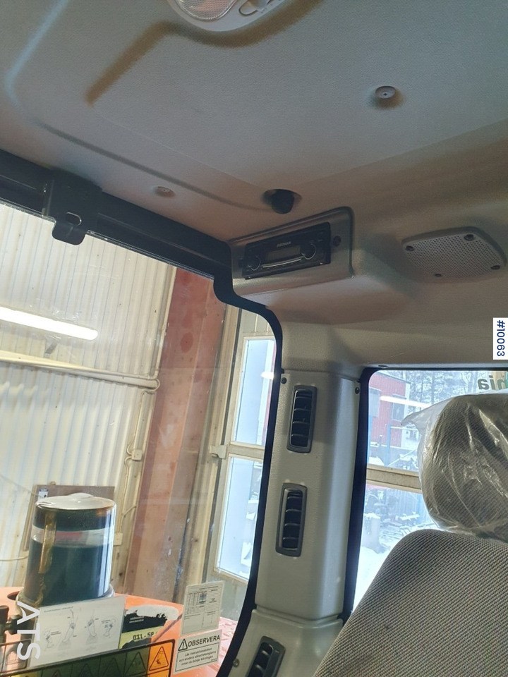 Doosan DX85R-3 Crawler Excavator with tiltrotator and attachments leasing Doosan DX85R-3 Crawler Excavator with tiltrotator and attachments: obrázek 14 Doosan DX85R-3 Crawler Excavator with tiltrotator and attachments leasing Doosan DX85R-3 Crawler Excavator with tiltrotator and attachments: obrázek 14