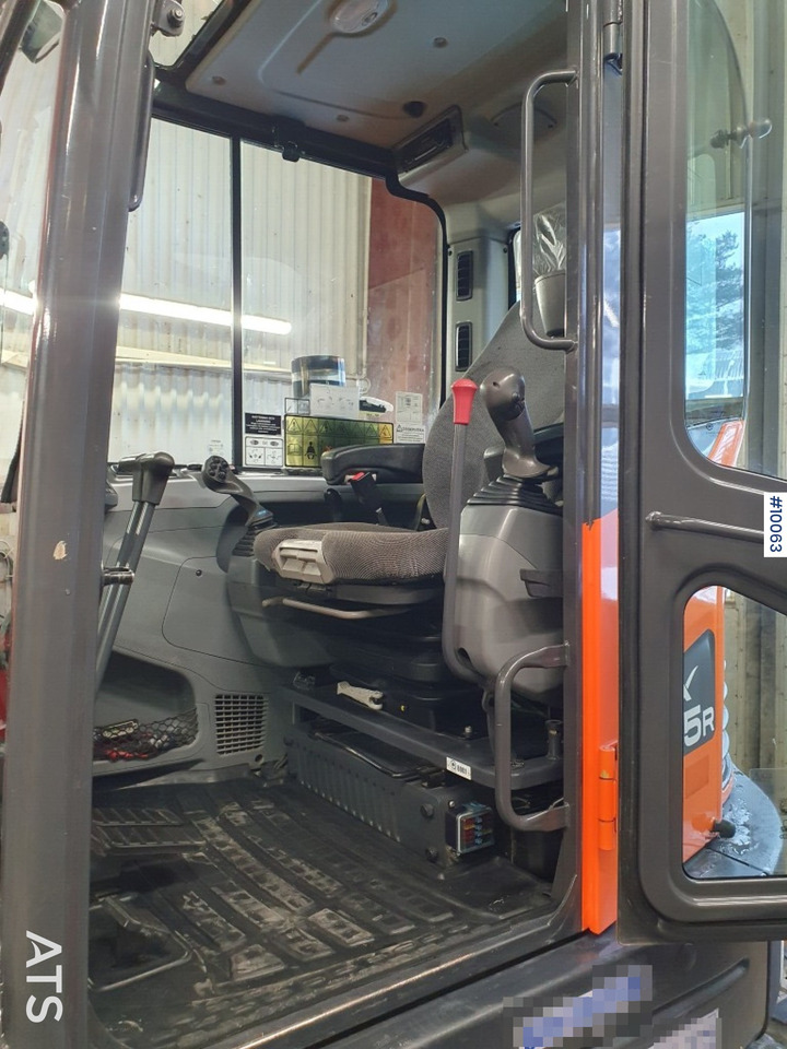 Doosan DX85R-3 Crawler Excavator with tiltrotator and attachments leasing Doosan DX85R-3 Crawler Excavator with tiltrotator and attachments: obrázek 10 Doosan DX85R-3 Crawler Excavator with tiltrotator and attachments leasing Doosan DX85R-3 Crawler Excavator with tiltrotator and attachments: obrázek 10