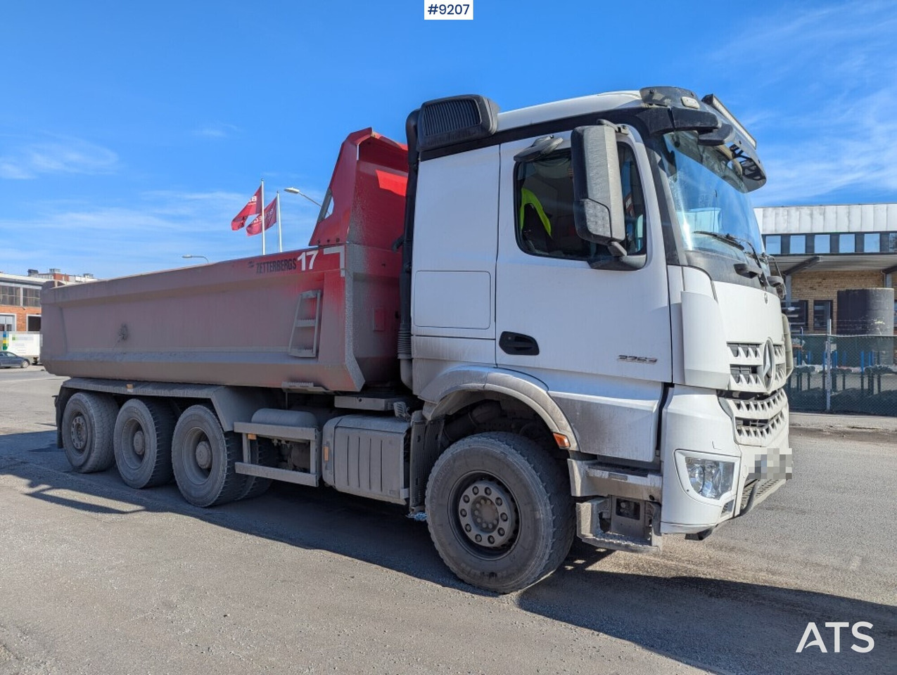 Dump / tipper truck Mercedes Benz Arocs 3253 8X4 - Sklápěč: obrázek 2 Dump / tipper truck Mercedes Benz Arocs 3253 8X4 - Sklápěč: obrázek 2