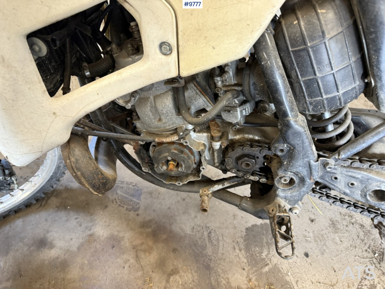 Enduro-tuned Yamaha YZ250 Rep. object - Motocykl: obrázek 4 Enduro-tuned Yamaha YZ250 Rep. object - Motocykl: obrázek 4