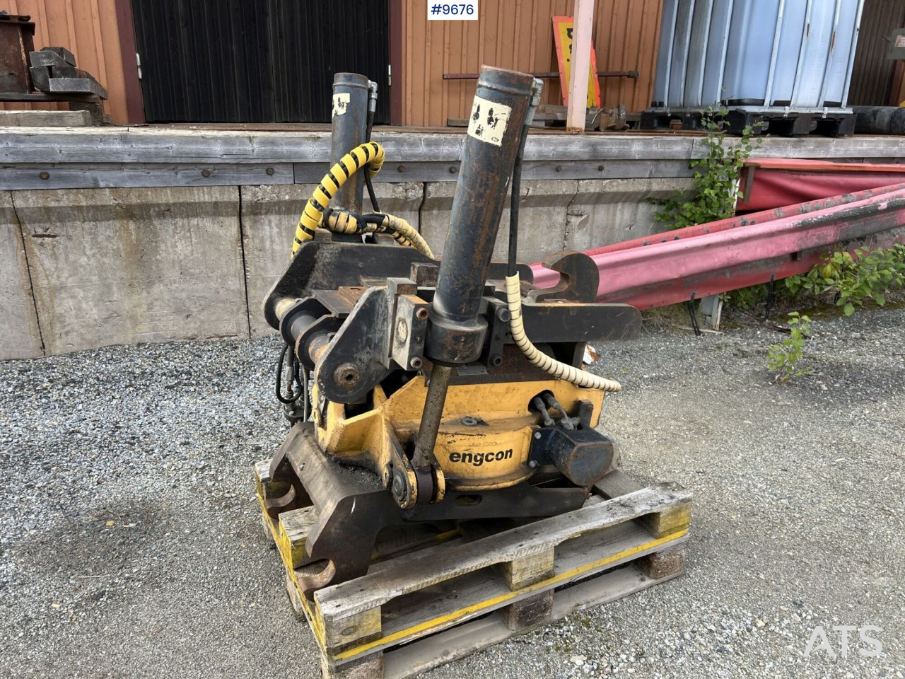 Engcon EC30 Rotortilt with B27 bracket - Tiltrotátor: obrázek 1 Engcon EC30 Rotortilt with B27 bracket - Tiltrotátor: obrázek 1