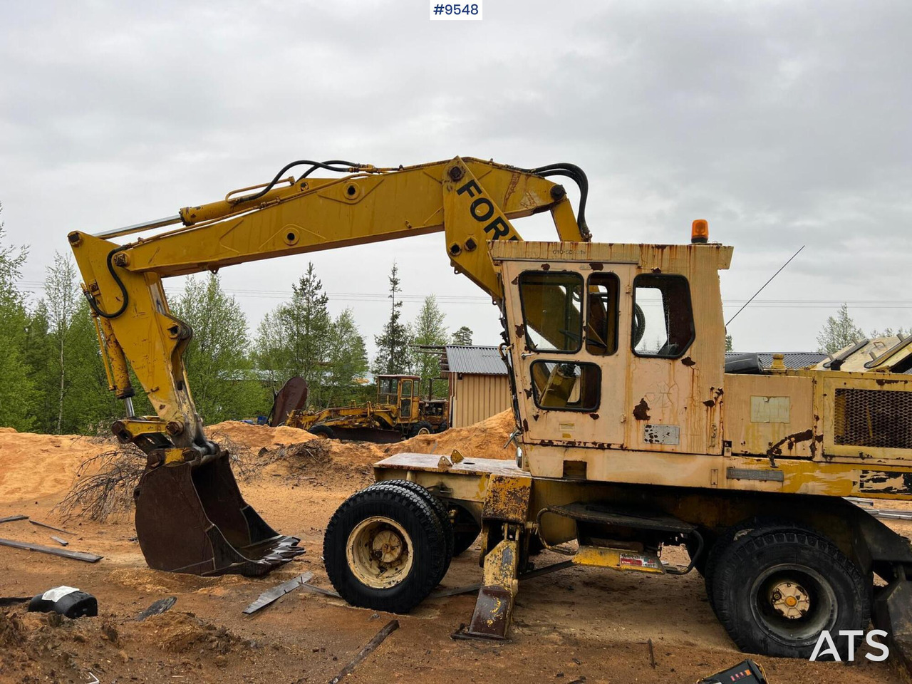 Kolesové rýpadlo FORD Wheel excavator (VIDEO): obrázek 8