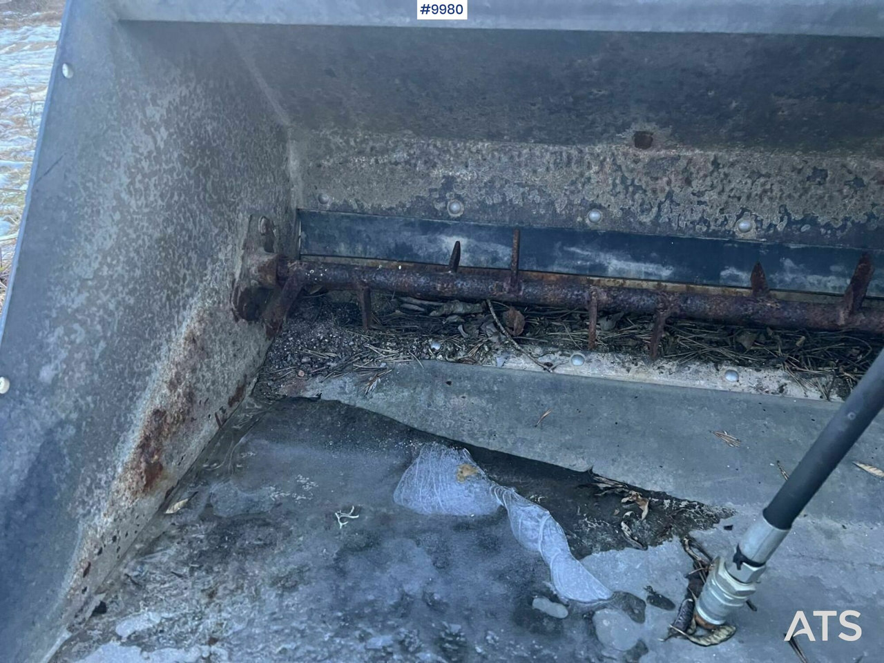 Fjaras sand spreader 250L - Sypač písku/ Soli: obrázek 4 Fjaras sand spreader 250L - Sypač písku/ Soli: obrázek 4