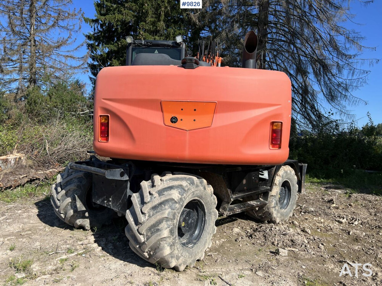 Kolesové rýpadlo Hitachi ZX140 W-5B with rotor and planer bucket: obrázek 9 Kolesové rýpadlo Hitachi ZX140 W-5B with rotor and planer bucket: obrázek 9