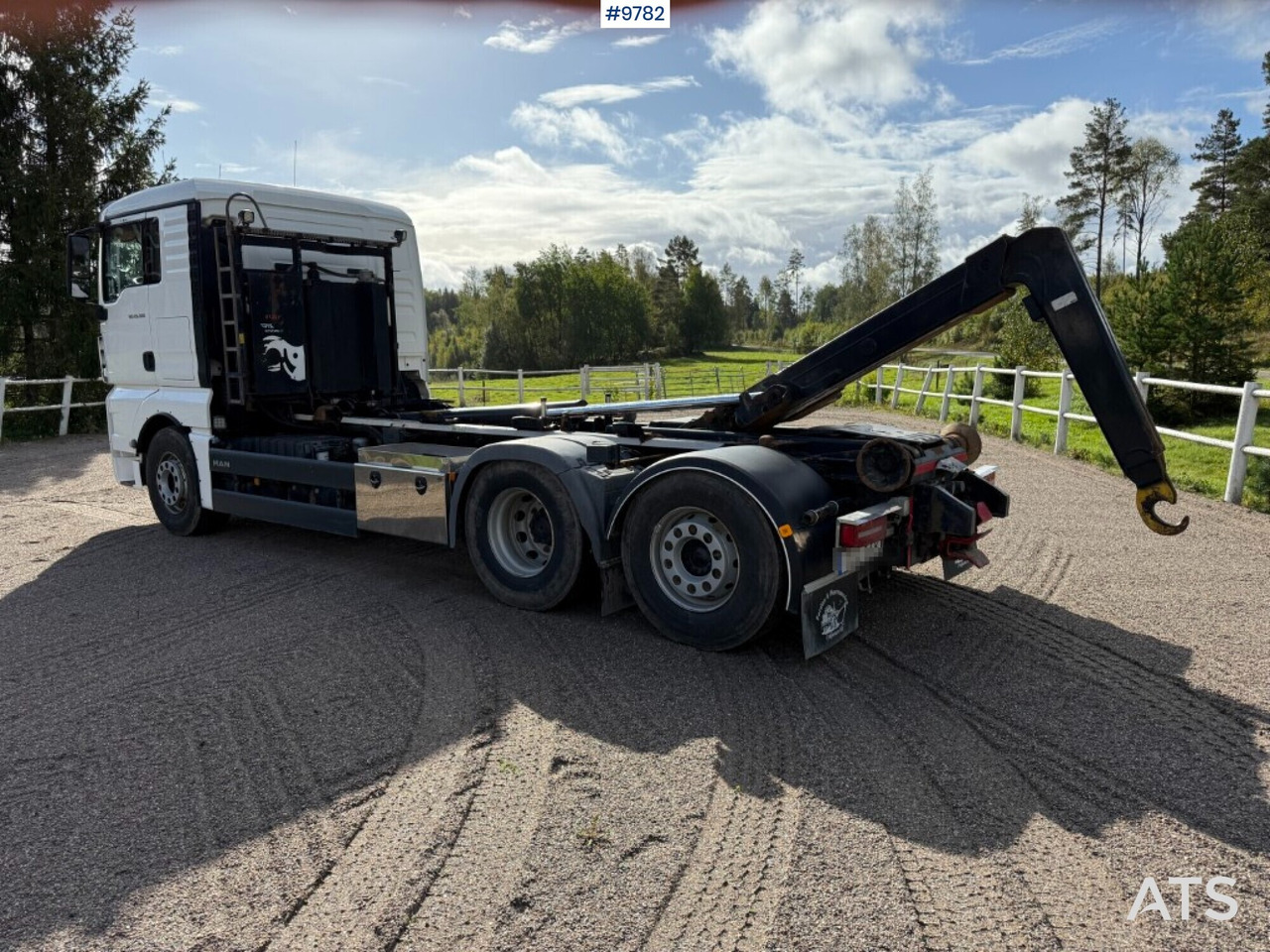 Hooklift Truck MAN TGX 26.500 6X2 - Hákový nosič kontejnerů: obrázek 3 Hooklift Truck MAN TGX 26.500 6X2 - Hákový nosič kontejnerů: obrázek 3