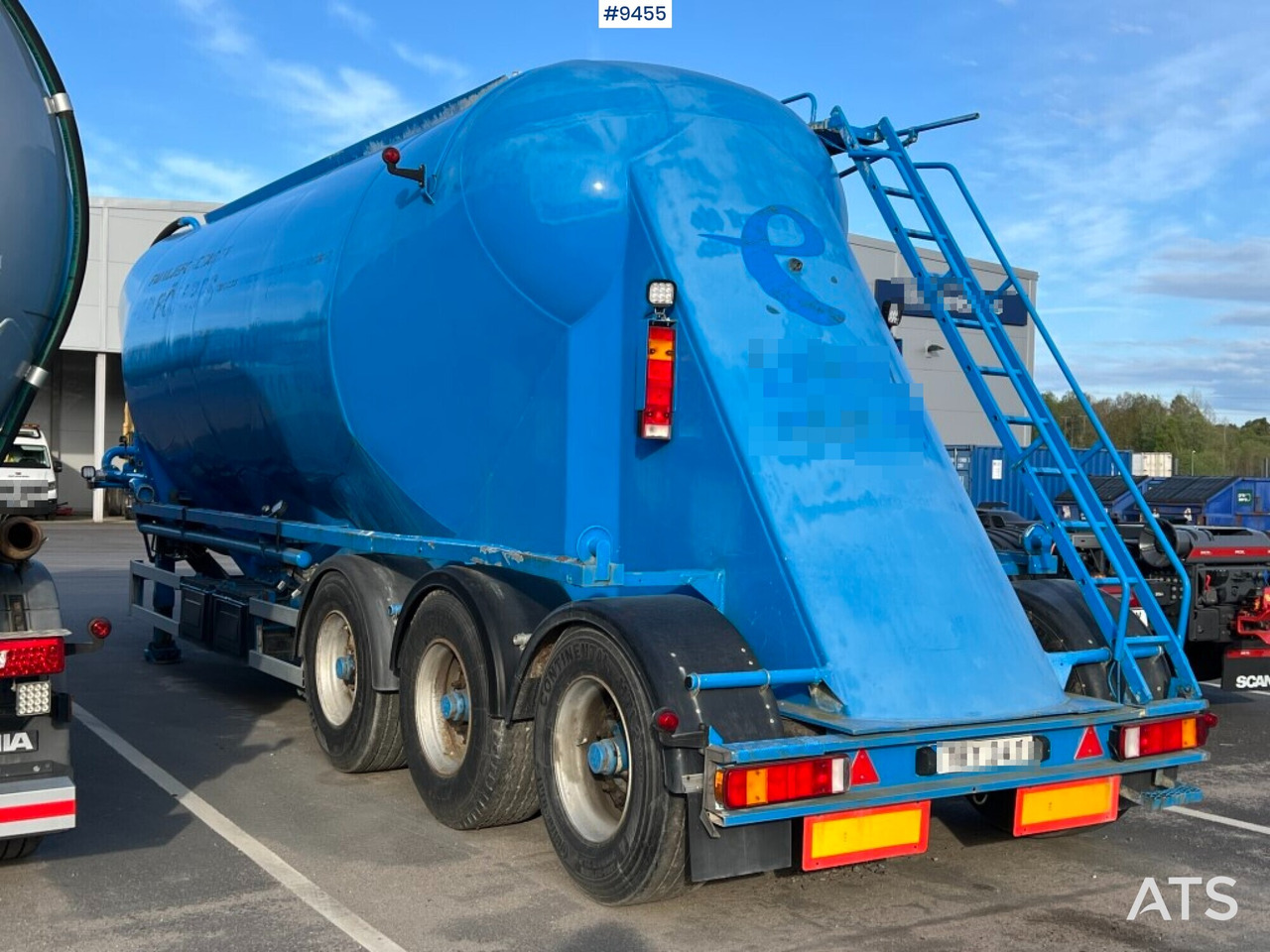 INTERCONSULT Bulk trailer - Silo cisterna: obrázek 2 INTERCONSULT Bulk trailer - Silo cisterna: obrázek 2