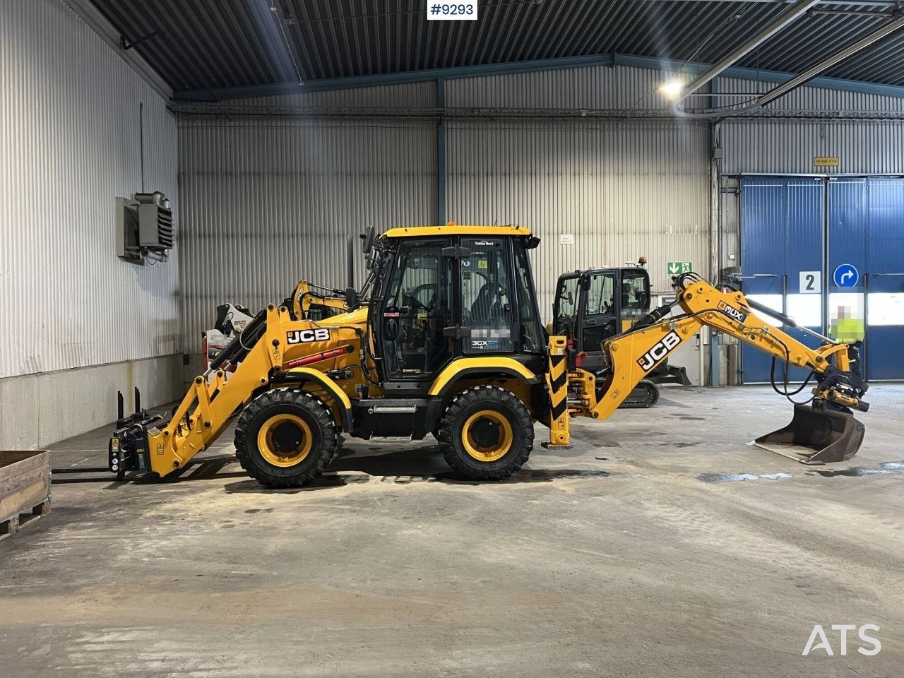 JCB 3CX Compact PRO Stage V Backhoe/Loader with only 1118 hours - Rýpadlo-nakladač: obrázek 1 JCB 3CX Compact PRO Stage V Backhoe/Loader with only 1118 hours - Rýpadlo-nakladač: obrázek 1